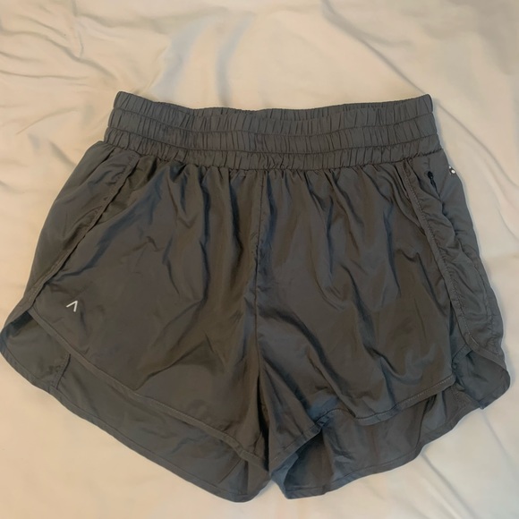 Acta high waisted running shorts - Picture 1 of 3